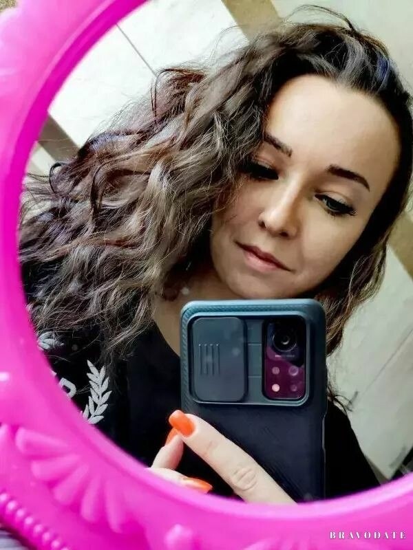 Alina, 25