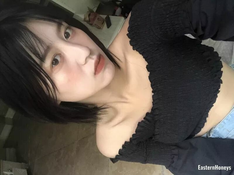 Yuwen, 24
