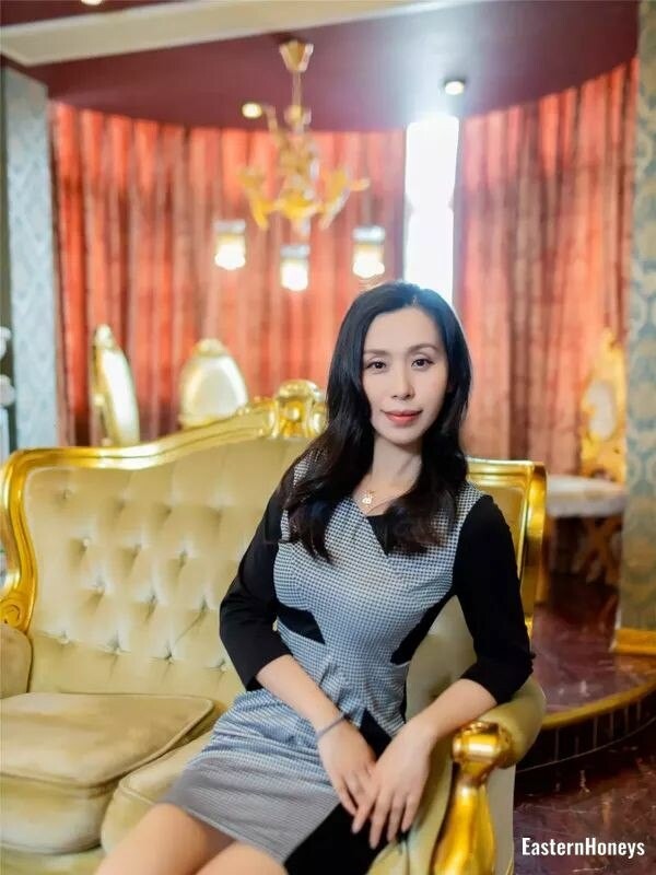 Shuyi Chen, 44