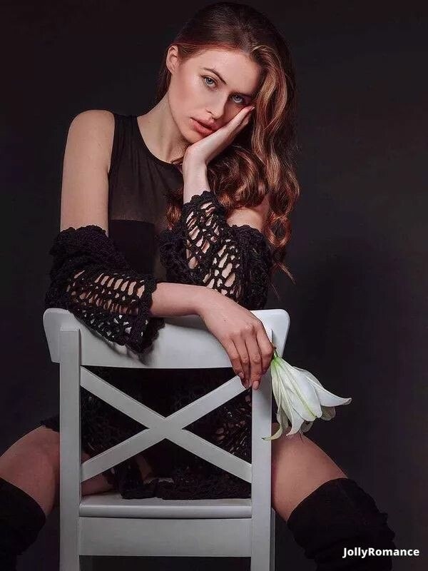 Anna Mariia, 24