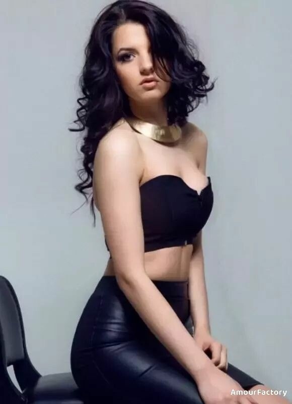 Alina, 25